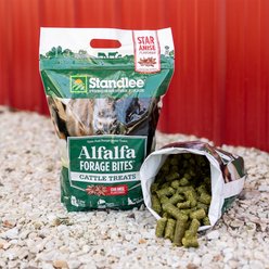 Standlee Premium Western Forage Alfalfa Forage Bites Star Anise Flavored Cattle Treats, 5-lb bag slide 2 of 6