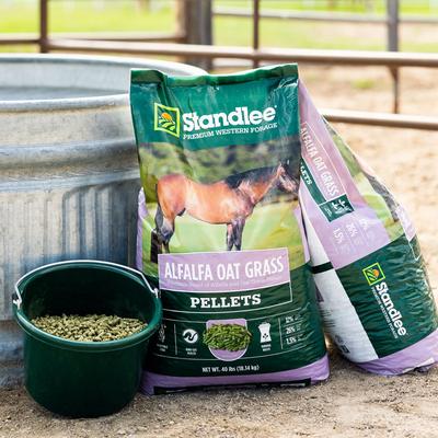 Show full view: Standlee Premium Western Forage Alfalfa Oat Grass Hay Pellets Horse Feed, 40-lb bag slide 7 of 10