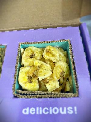 Show full view: Sweet Meadow Farm Bunny Bento Box Western Timothy, Banana Chips & Chamomile Small Pet Treat, 10-oz box slide 4 of 9