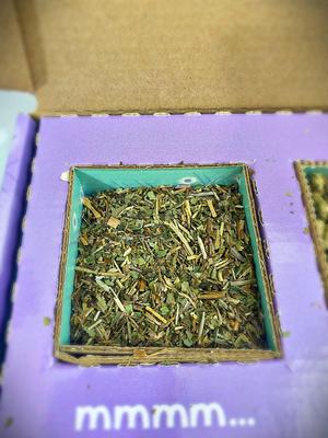 Show full view: Sweet Meadow Farm Bunny Bento Box Western Timothy, Whole Oats & Dandelion Small Pet Treat, 10-oz box slide 4 of 8