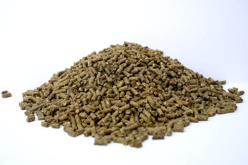 Show full view: Sweet Meadow Farm Original Blend Pellets Guinea Pig Food, 40-lb bag slide 4 of 6