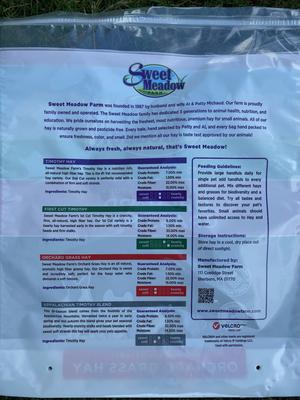 Show full view: Sweet Meadow Farm Super Soft Orchard Grass Hay Small Pet Food, 3-lb bag slide 3 of 9