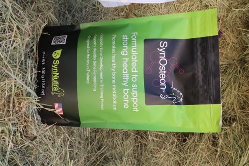 Show full view: SynNutra Equine SynOsteon Bone Health Horse Supplement, 30 Servings slide 3 of 4