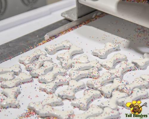 Show full view: Tail Bangers Original Bangers Penaut Butter & Honey Crunchy Dog Treats, 75 count slide 4 of 6