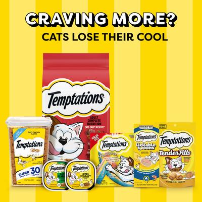 Show full view: Temptations MixUps Surfers' Delight Flavor Soft & Crunchy Cat Treats, 30-oz tub slide 10 of 12
