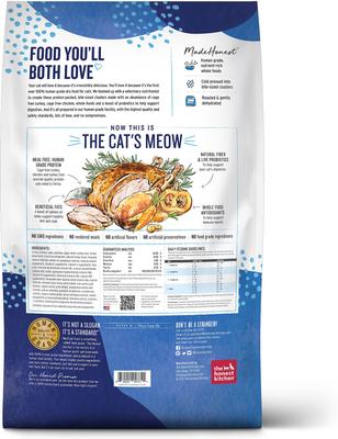 Show full view: The Honest Kitchen Human Grade Whole Food Clusters Grain-Free Turkey & Chicken Dry Cat Food, 10-lb bag slide 3 of 10