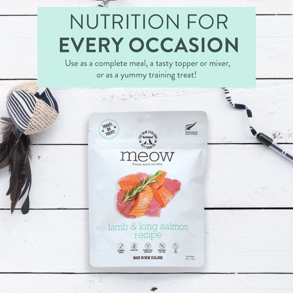 The New Zealand Natural Pet Food Co. Meow Chicken​ & King Salmon Grain-Free Freeze-Dried Cat Treats, 1.76-oz bag
