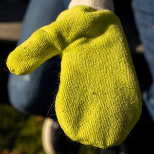TiCK MiTT Microfiber Tick Remover for Dogs & Cats, Yellow