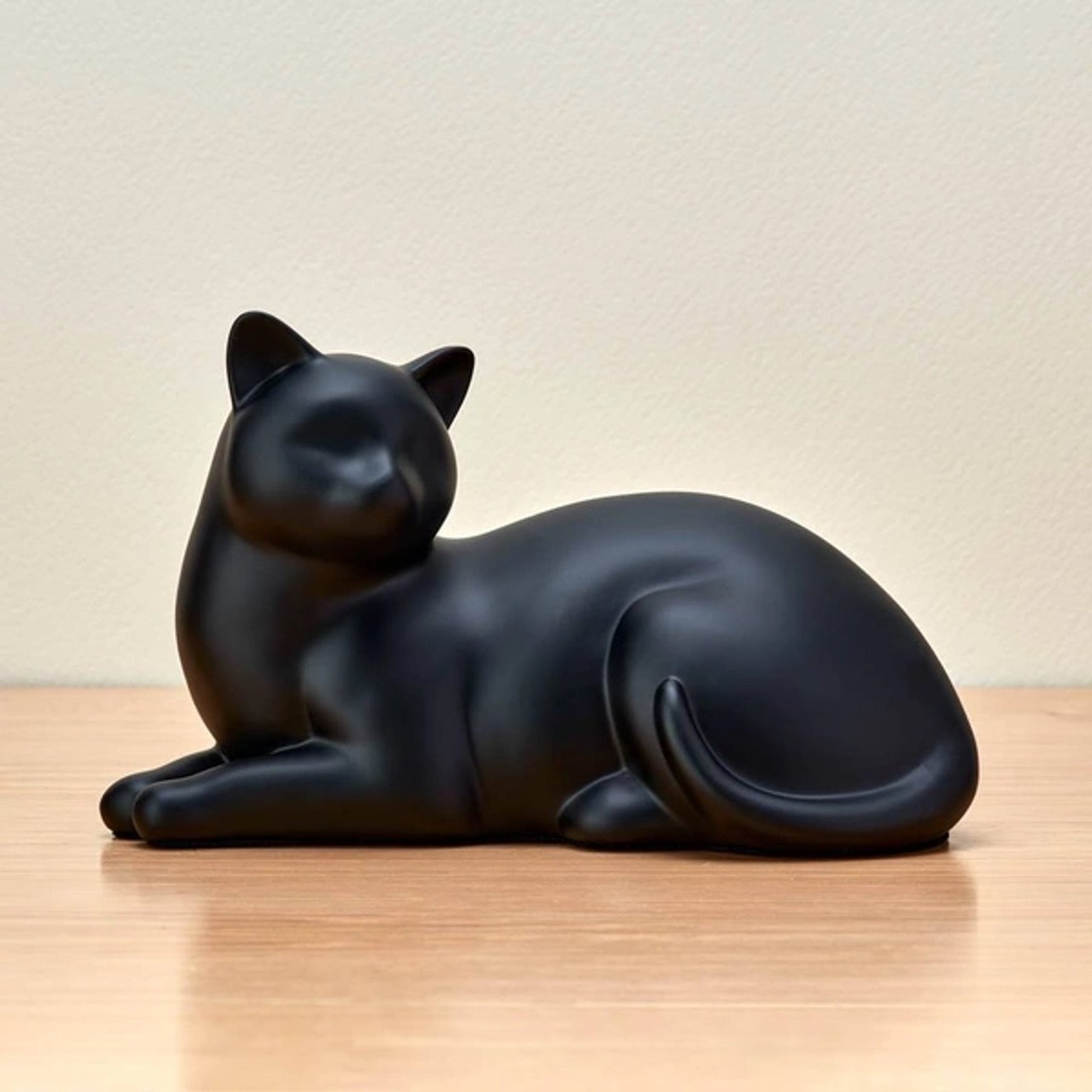 Titan Casket Cozy Cat Urn, Black