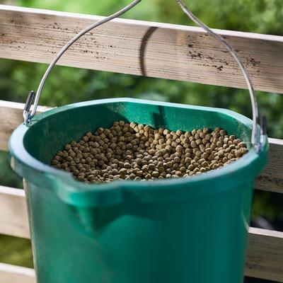 Show full view: Total Feeds Total Equine Horse Feed, 40-lb bag slide 4 of 8