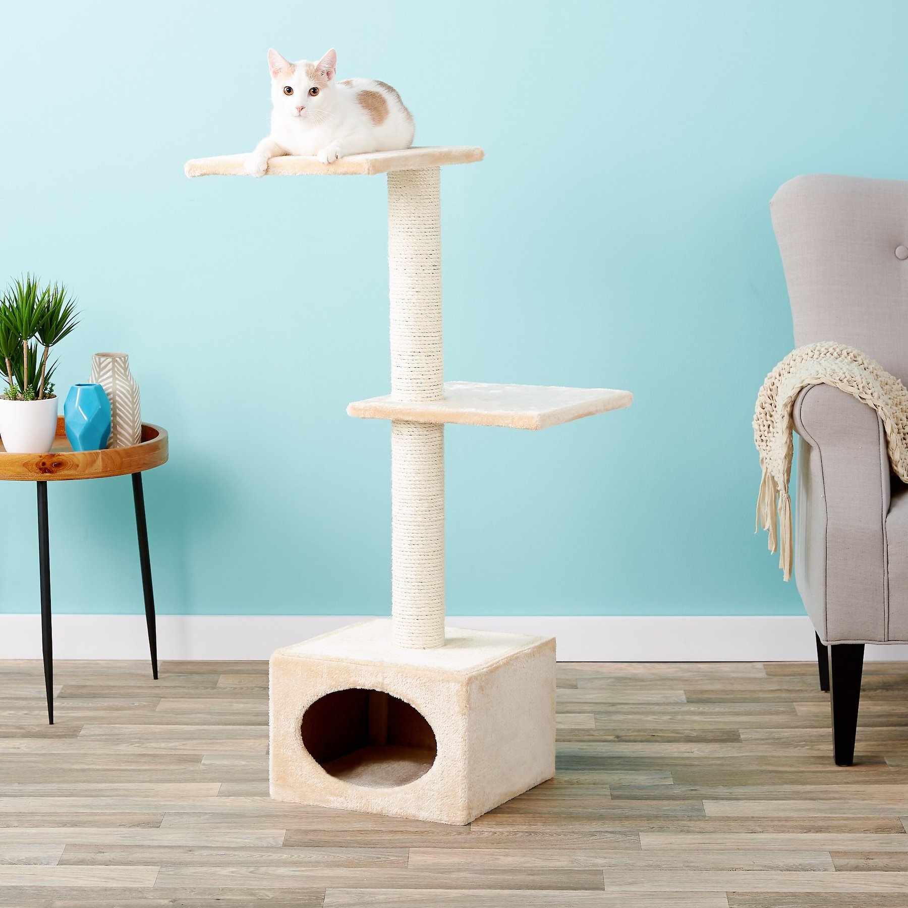 TRIXIE Badalona 43-in Plush & Sisal Cat Tree & Condo, Beige