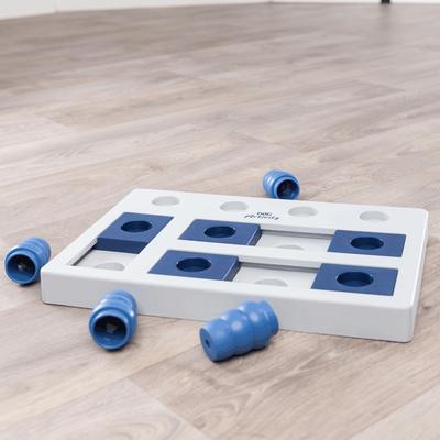 Show full view: TRIXIE Chess Activity Strategy Game Dog Toy slide 8 of 10