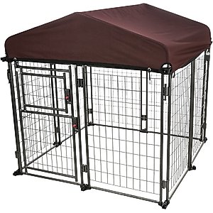 TRIXIE Deluxe Outdoor Dog Kennel with Cover & Secure Lock, Black/Burgundy, Medium