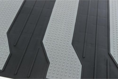 Show full view: TRIXIE Heavy Duty 4-Step Foldable Dog Stairs, Silver/Black slide 7 of 9