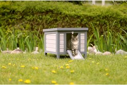 TRIXIE Natura Insulated Cat House slide 2 of 7