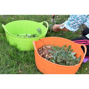 Tuff Stuff Products Tuff Flex Tub Farm Animal Feeder, 5-qt, Sky Blue
