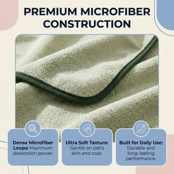 Two Tails Pet Company Fluff Happens Premium Microfiber Dog Towel, Green slide 2 of 8