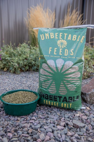 Show full view: Unbeetable Feeds Forage Only Horse Feed, 50-lb bag slide 3 of 6