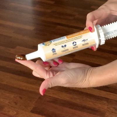 Show full view: Under the Weather Ready Cal High Calorie Food Nutritional Gel Cat Supplement, 80-cc syringe slide 7 of 9