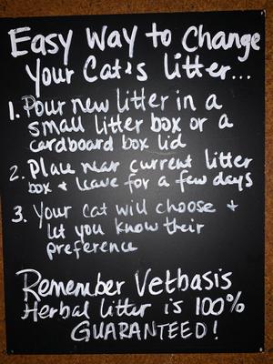 Show full view: Vetbasis Herbal Lavender Scented Clumping Corn Cat Litter, 15-lb bag slide 6 of 7