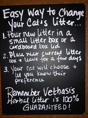 Show full view: Vetbasis Herbal Lavender Scented Clumping Corn Cat Litter, 7-lb bag slide 6 of 7