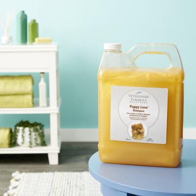Show full view: Veterinary Formula Smart Coat Complex Puppy Love Shampoo, 1-gal bottle slide 9 of 11