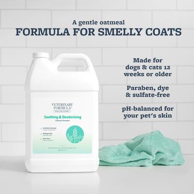 Show full view: Veterinary Formula Smart Coat Complex Soothing & Deodorizing Oatmeal Shampoo for Dogs & Cats, 1-gal bottle slide 3 of 9
