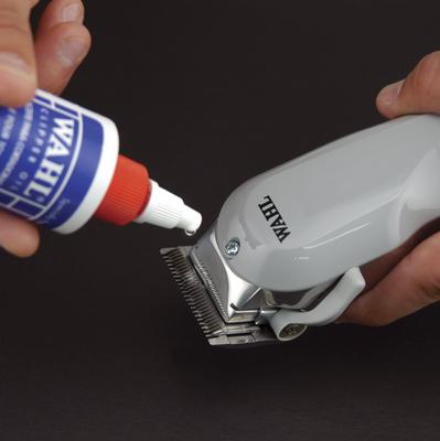 Show full view: Wahl Clipper Blade Oil, 4-fl oz bottle slide 2 of 3