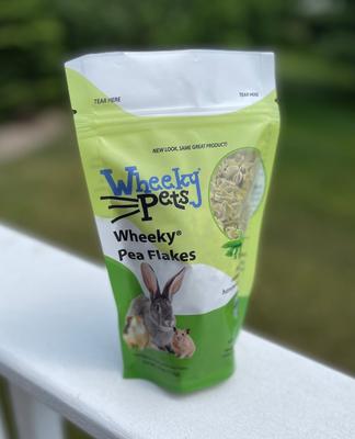 Show full view: Wheeky Pets Pea Flakes Small Pets Treat, 4-oz bag slide 2 of 7