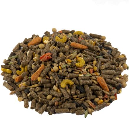 Show full view: Wild Harvest Super Premium Food Blend Rabbit Food, 8-lb bag slide 5 of 10