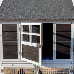 Win World Blooming Chicken Coop, Black slide 2 of 7
