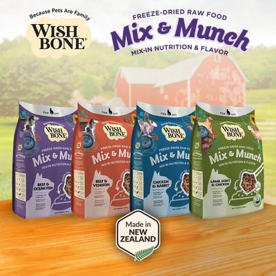 Show full view: Wishbone Mix & Munch Raw High-Protein Grain-Free Beef & Ocean Fish Freeze-Dried Cat Food, 12.35-oz bag slide 10 of 10