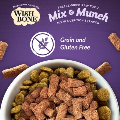 Show full view: Wishbone Mix & Munch Raw High-Protein Grain-Free Beef & Ocean Fish Freeze-Dried Cat Food, 12.35-oz bag slide 9 of 10