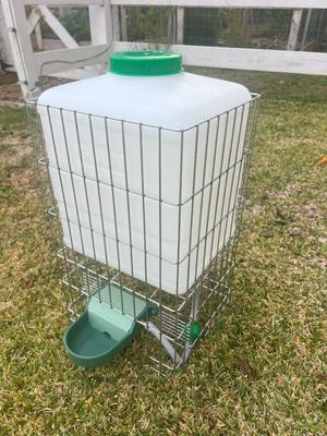 Show full view: Zylina Automatic Chicken Waterer in Casing, 5-gal slide 7 of 8