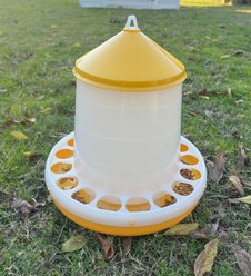 Zylina Bio Chicken Feeder, 8-lbs slide 1 of 8