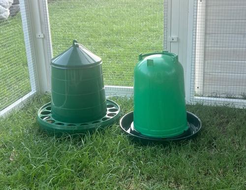 Show full view: Zylina Eco Recycled Chicken Feeder, 17-lbs slide 5 of 8