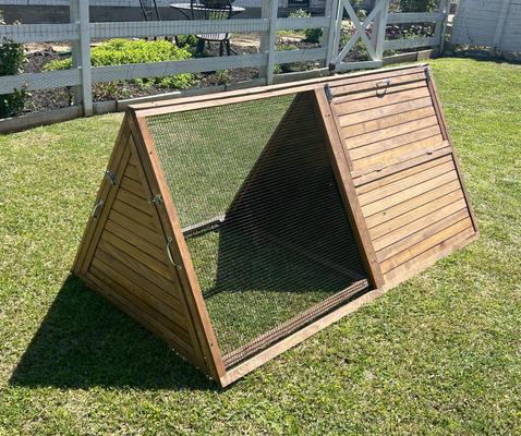 Show full view: Zylina Mobile Chicken Tractor, Small slide 3 of 9