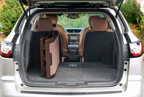 Show full view: Pet Gear Free-Standing Extra Wide Carpeted Dog Car Ramp, Chocolate slide 5 of 7