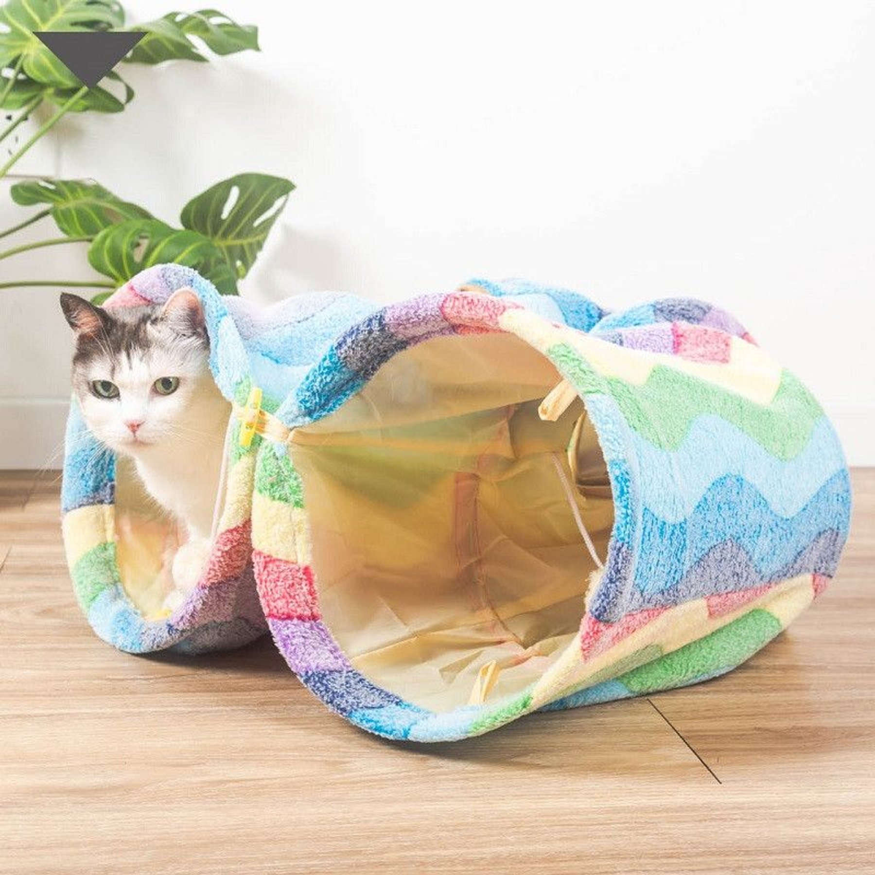 Happy & Polly Elves In The Rainbow Tunnel Cat Toy