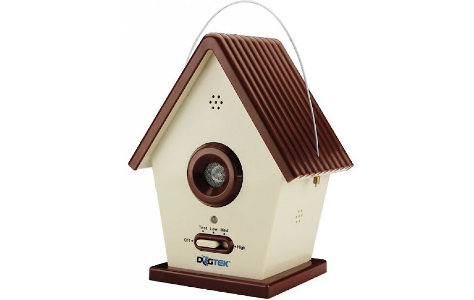 Bird house bark clearance control