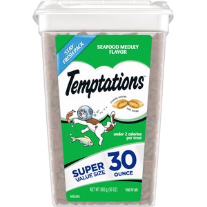 Temptations Classic Seafood Medley Flavor Soft & Crunchy Cat Treats, 30-oz tub