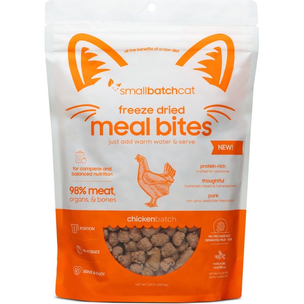 Smallbatch Pets Non-GMO Chicken Meal Bites Freeze-Dried Cat Food, 10-oz bag