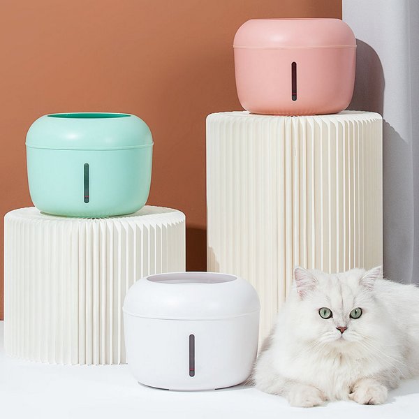 Show full view: One for Pets Souffle Dog & Cat Fountain, Small: 2.5-L, Green slide 4 of 9