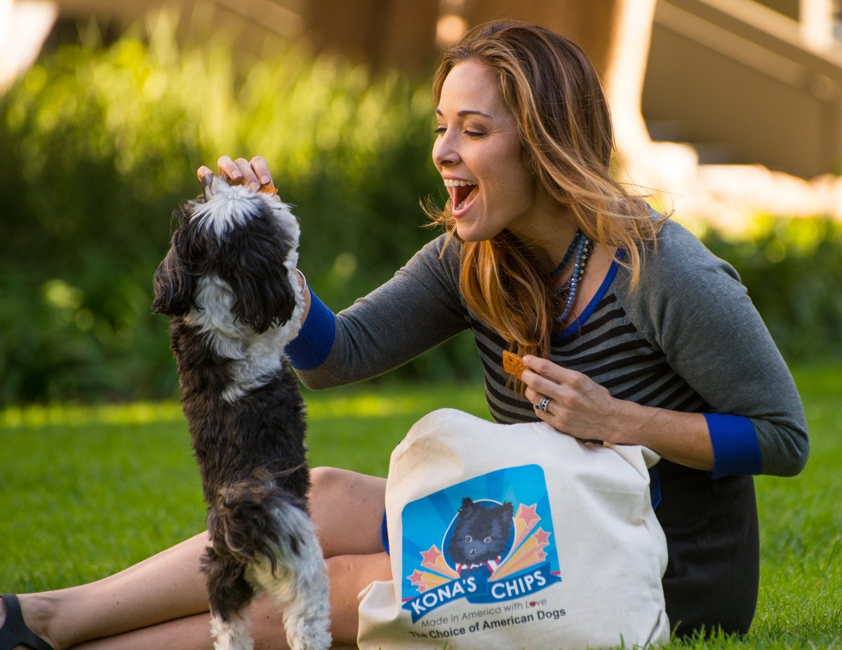 KONA'S CHIPS Up On Chips Round Chicken Jerky Dog Treats, 8oz bag