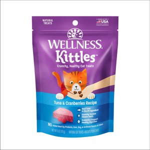 Wellness Kittles Natural Grain Free Tuna & Cranberries Crunchy Cat Treats, 6-oz bag