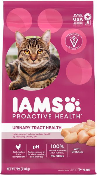 Iams ProActive Health Urinary Tract Health with Chicken Adult Dry Cat Food, 7-lb bag slide 1 of 10
