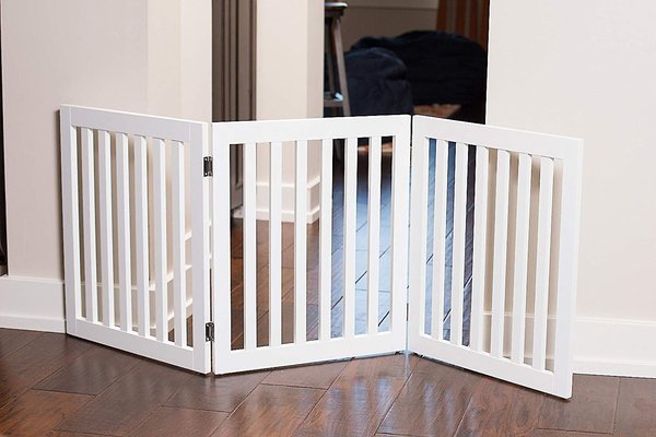 Internet's Best Traditional Pet Gate, White, 24-in slide 1 of 5