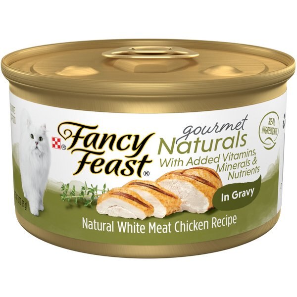 Fancy Feast Gourmet Naturals White Meat Chicken Recipe in Gravy Canned Cat Food