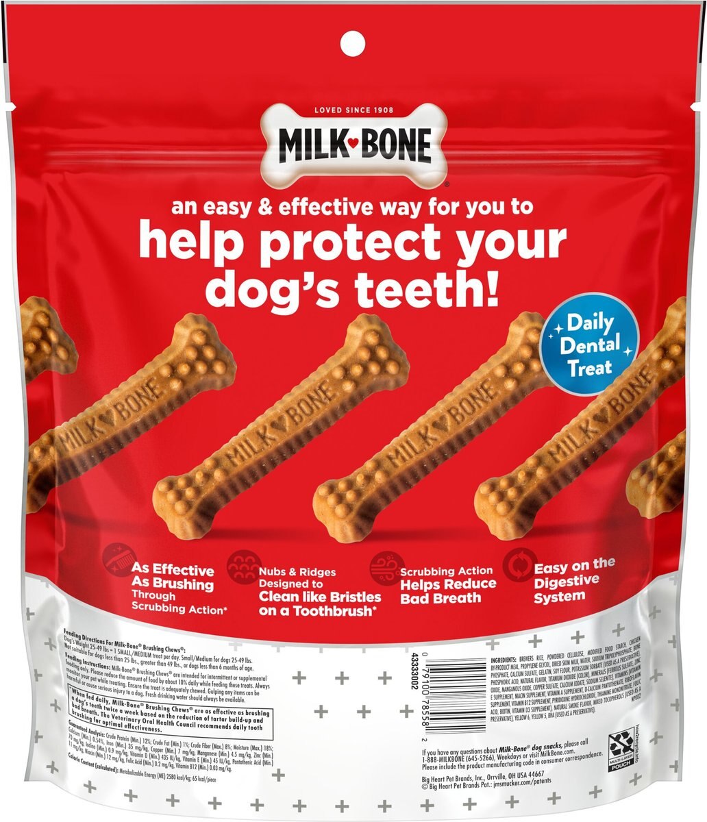 MILKBONE Original Brushing Chews Daily Dental Dog Treats, Small/Medium