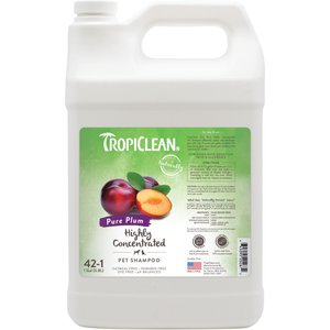 TropiClean Pure Plum Highly Concentrated Dog & Cat Shampoo